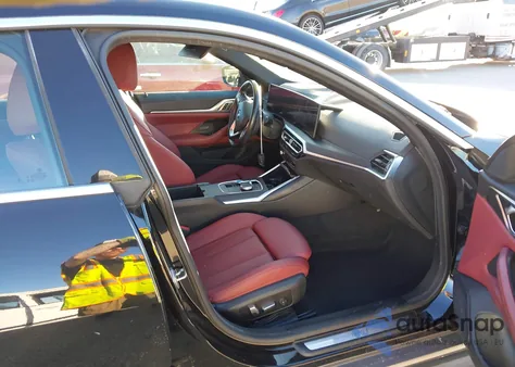 2024 BMW I4 Gran Coupe Edrive35 z USA, uszkodzony, nr VIN WBY43AW06RFS01660